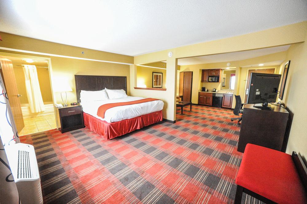 Holiday Inn Express Hotel & Suites Bowling Green By Ihg Bagian luar foto
