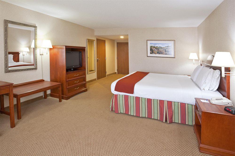 Holiday Inn Express Hotel & Suites Bowling Green By Ihg Ruang foto