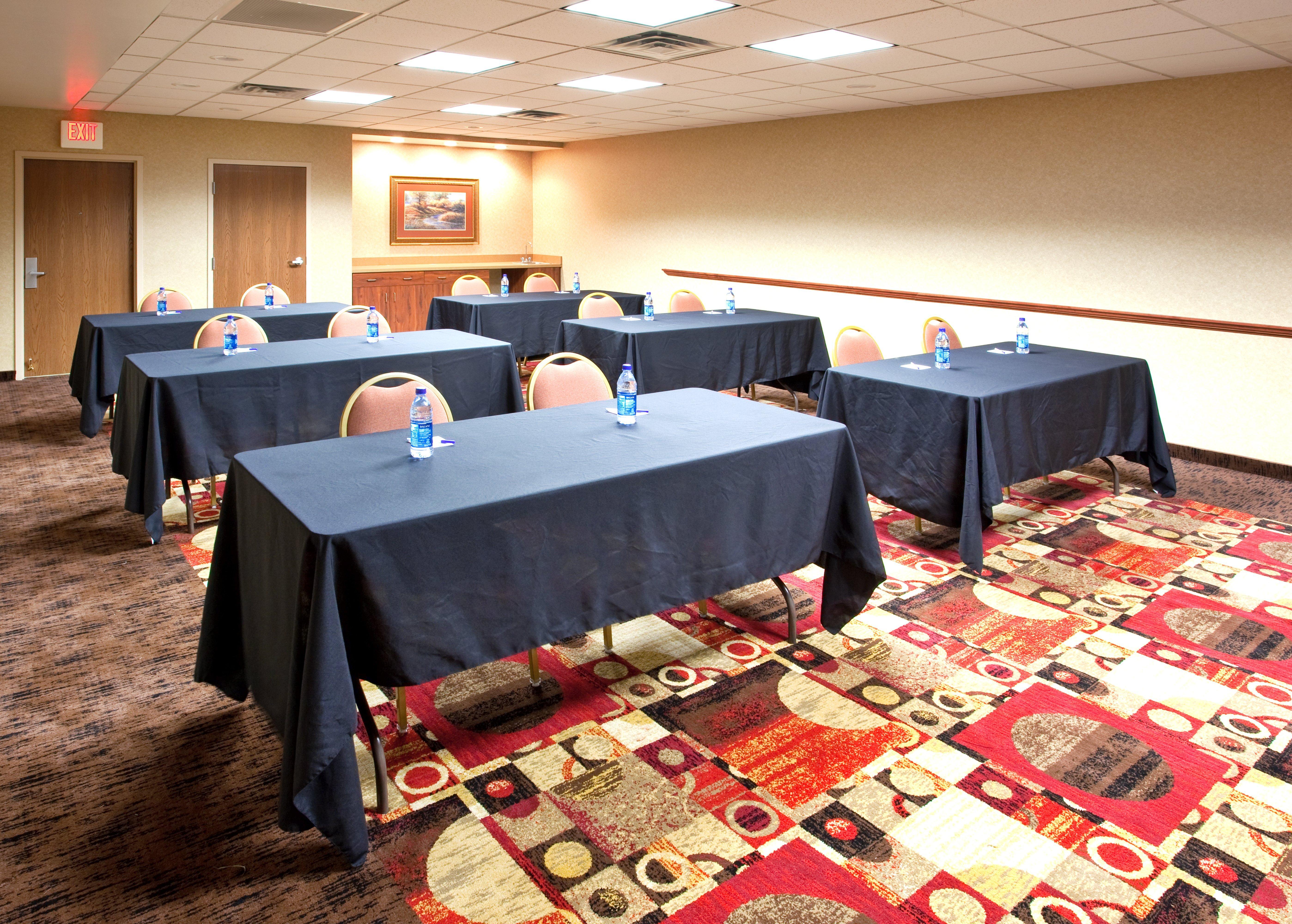 Holiday Inn Express Hotel & Suites Bowling Green By Ihg Bagian luar foto
