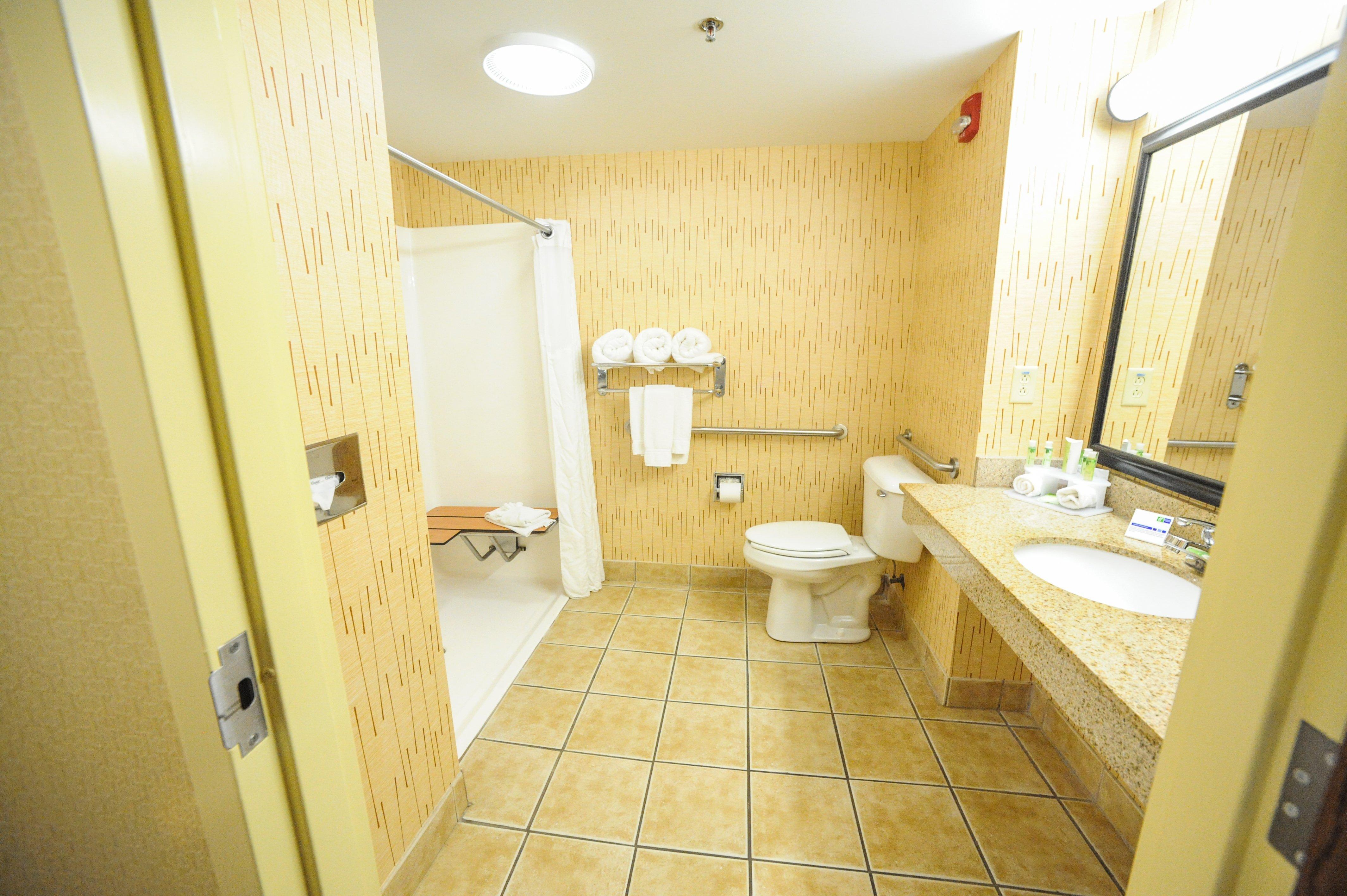 Holiday Inn Express Hotel & Suites Bowling Green By Ihg Bagian luar foto
