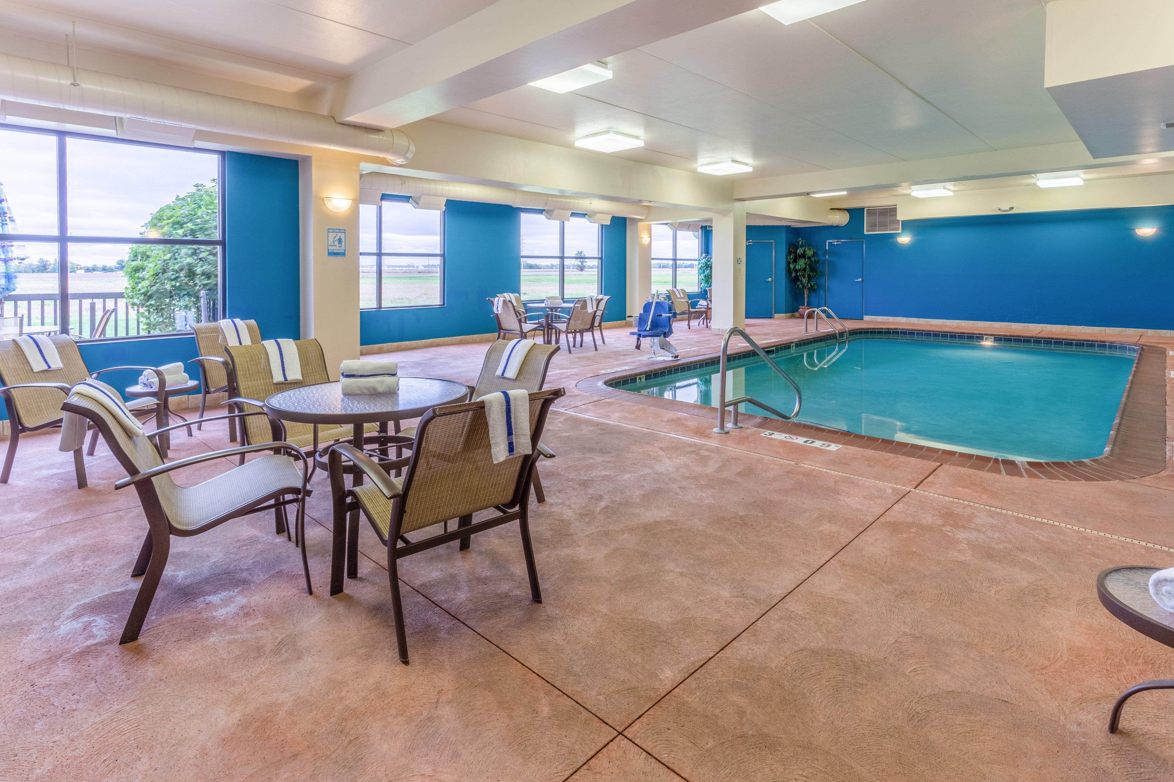 Holiday Inn Express Hotel & Suites Bowling Green By Ihg Bagian luar foto