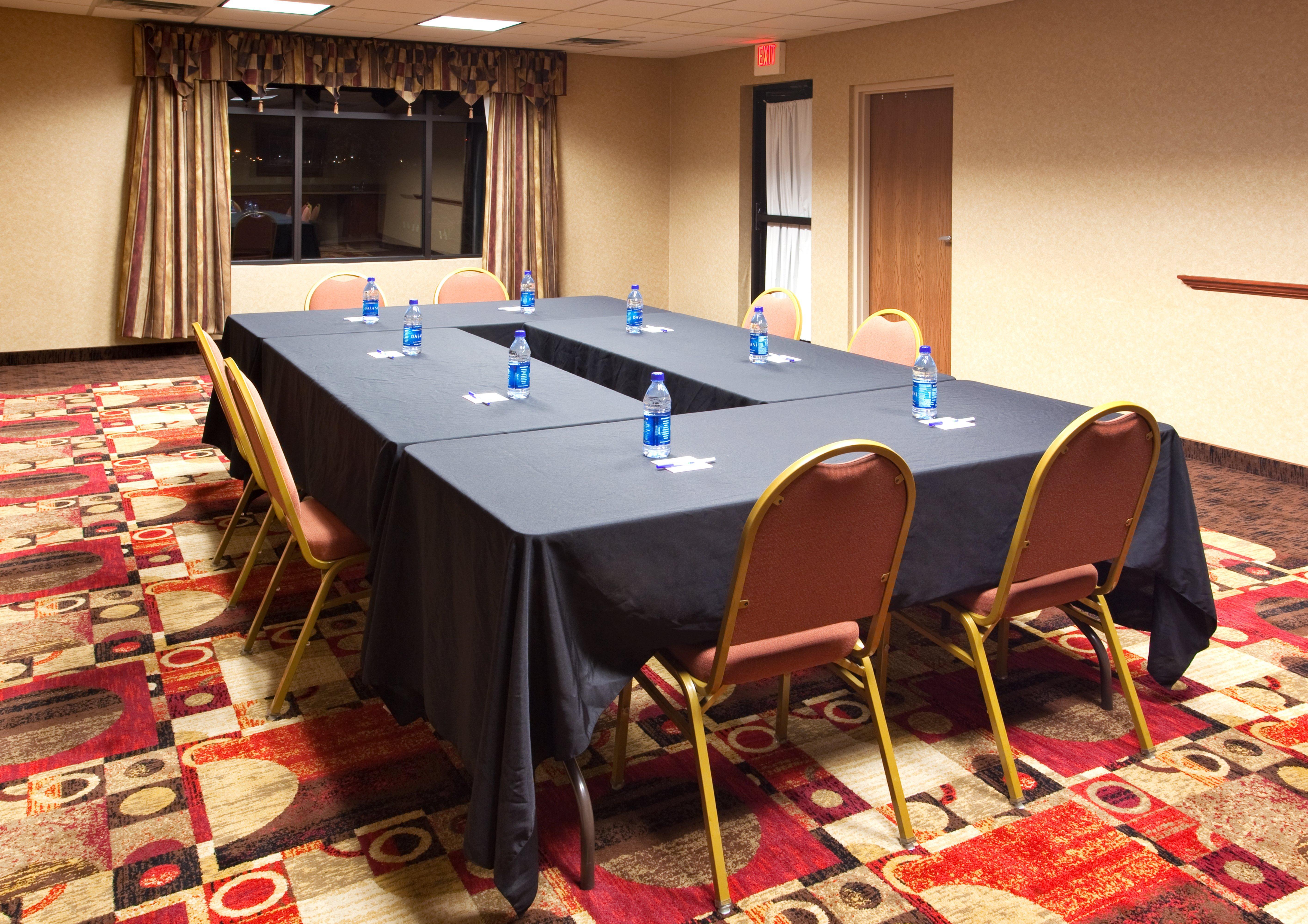 Holiday Inn Express Hotel & Suites Bowling Green By Ihg Bagian luar foto