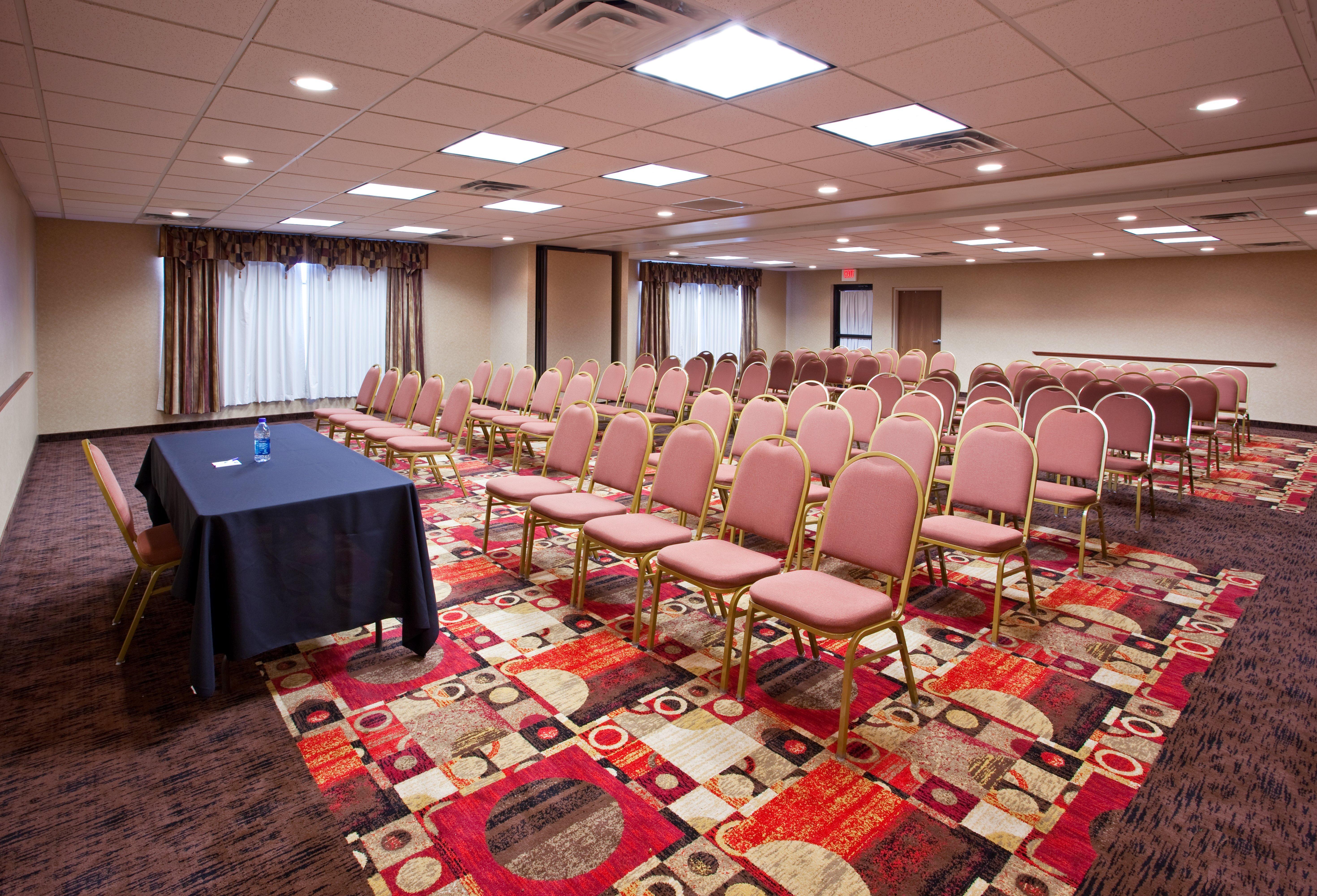 Holiday Inn Express Hotel & Suites Bowling Green By Ihg Bagian luar foto