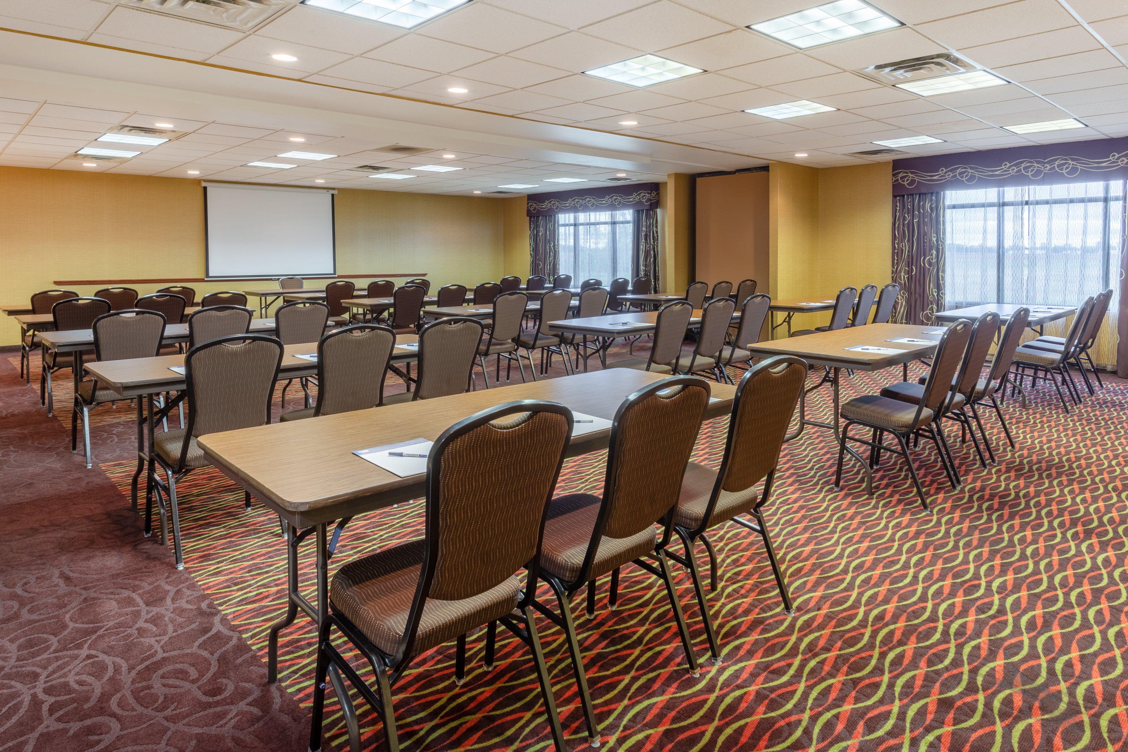 Holiday Inn Express Hotel & Suites Bowling Green By Ihg Bagian luar foto