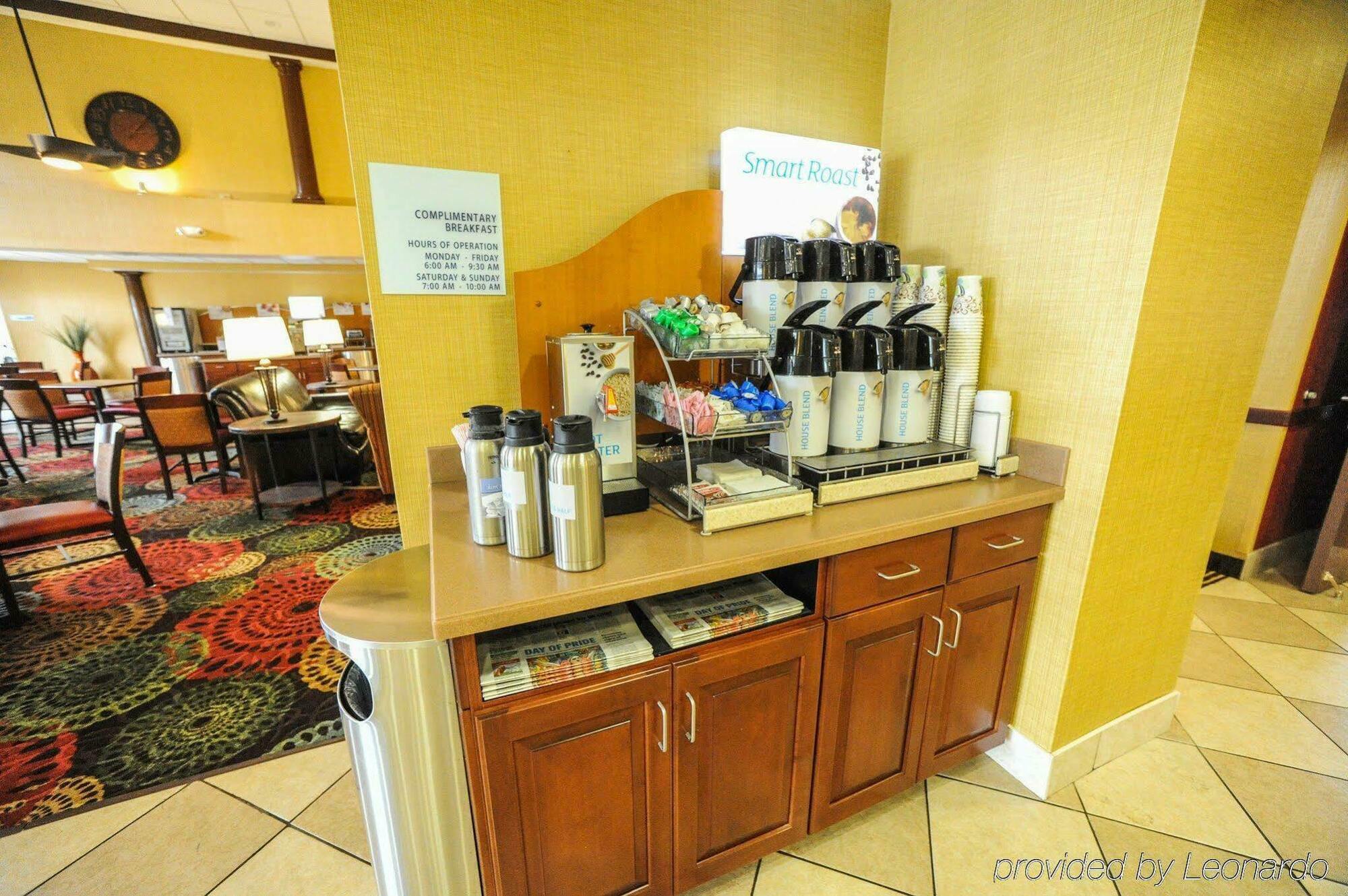 Holiday Inn Express Hotel & Suites Bowling Green By Ihg Bagian luar foto