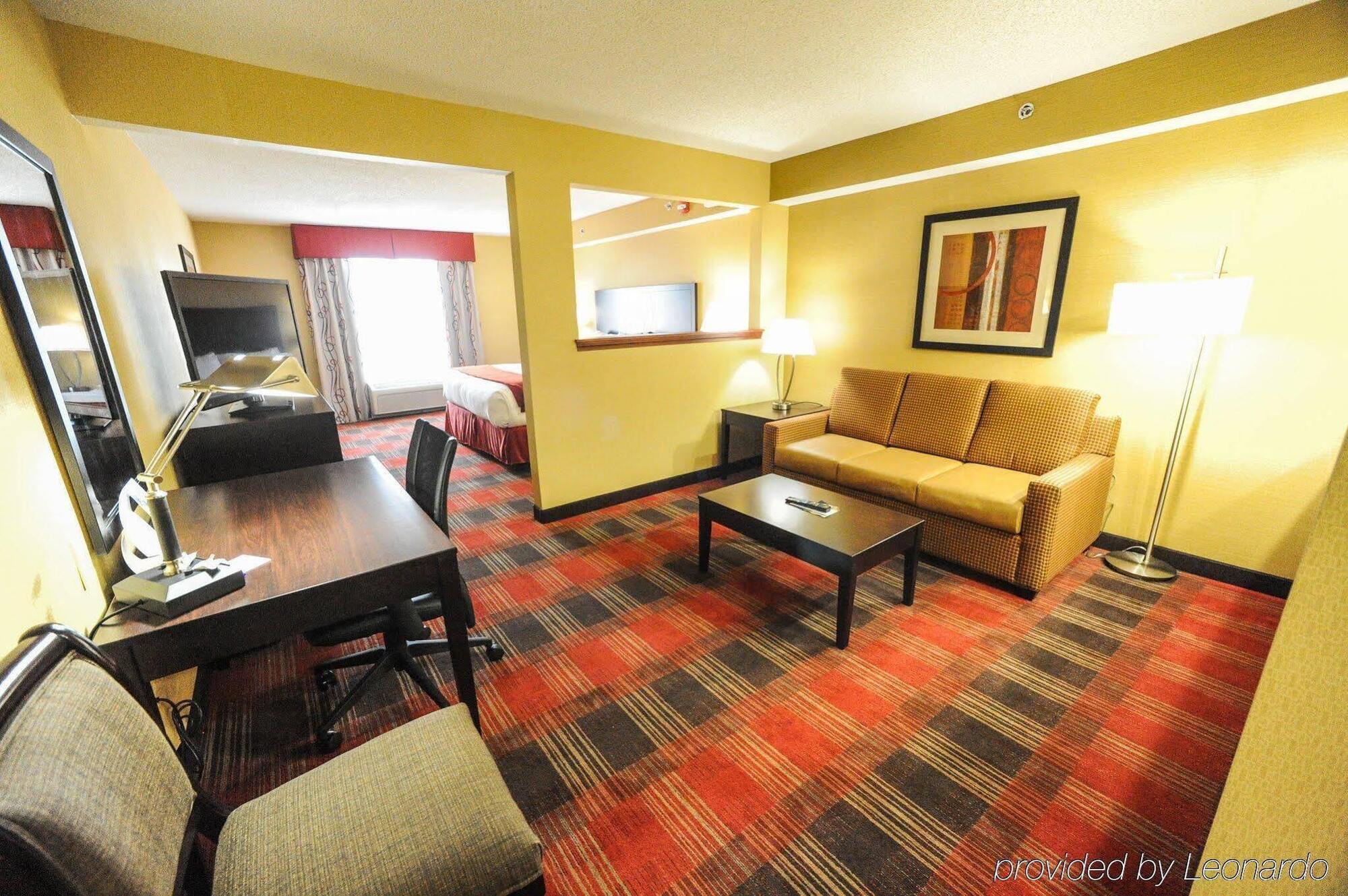 Holiday Inn Express Hotel & Suites Bowling Green By Ihg Bagian luar foto